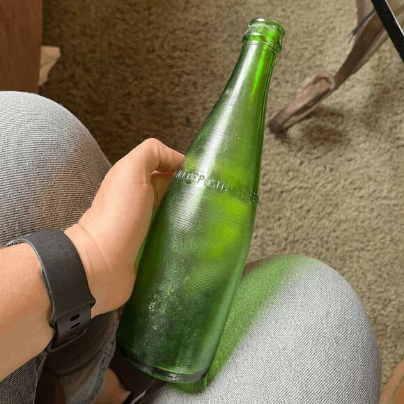 Set of 3 Vintage Cloverdale Green Glass Soda Bottles – Embossed Mid-Century - Picture 3 of 8